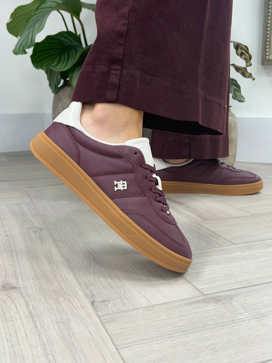 Heritage Shiny Leather Trainers - Rosewood Brown