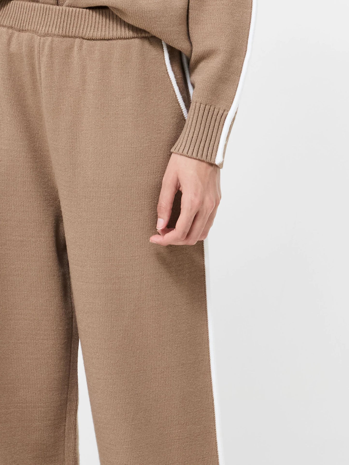 Jordan Wide Leg Trousers - Camel Porcelain