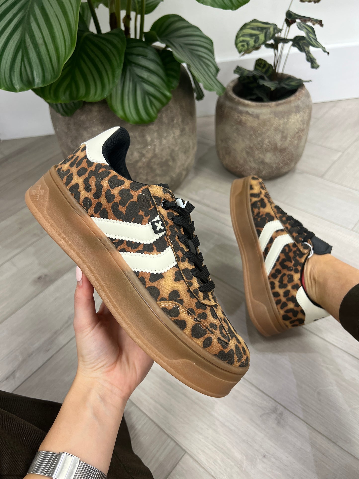 XTI Leopard/White Trainer - 144584