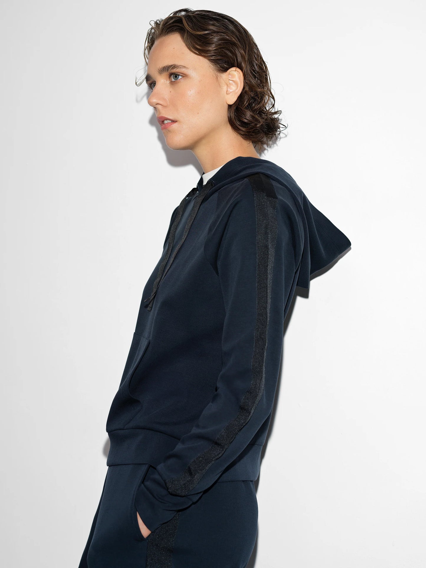 Wren Sleeve Trim Detail Hoodie - Navy/Black