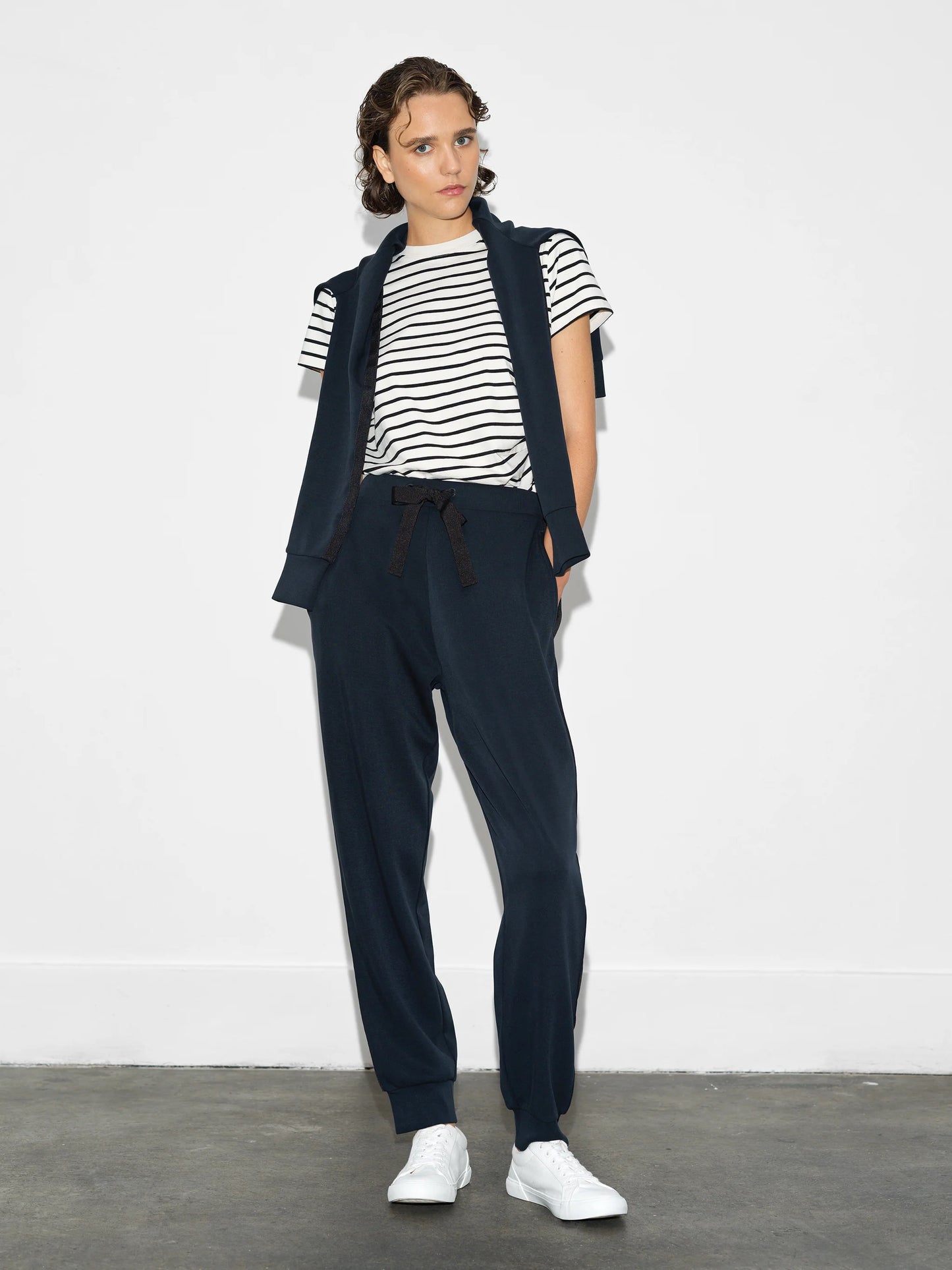 Wren Side Trim Tie Waist Trousers - Navy/Black