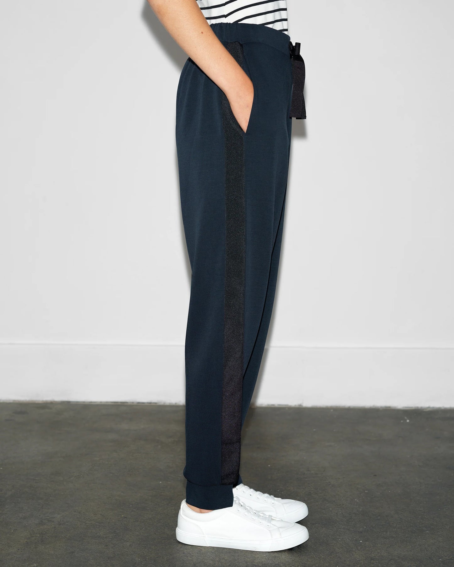 Wren Side Trim Tie Waist Trousers - Navy/Black