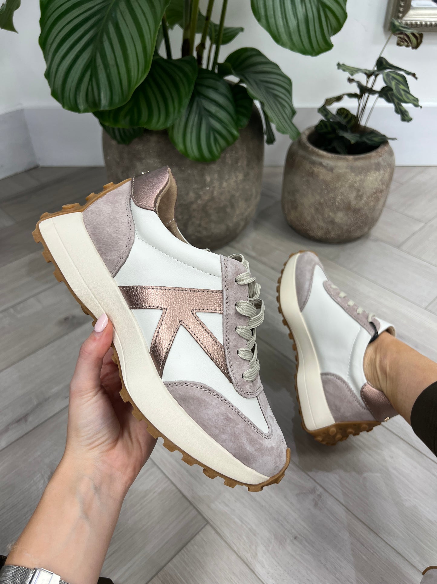 Kate Appleby ‘Clément’ Trainer - Antique Baileys