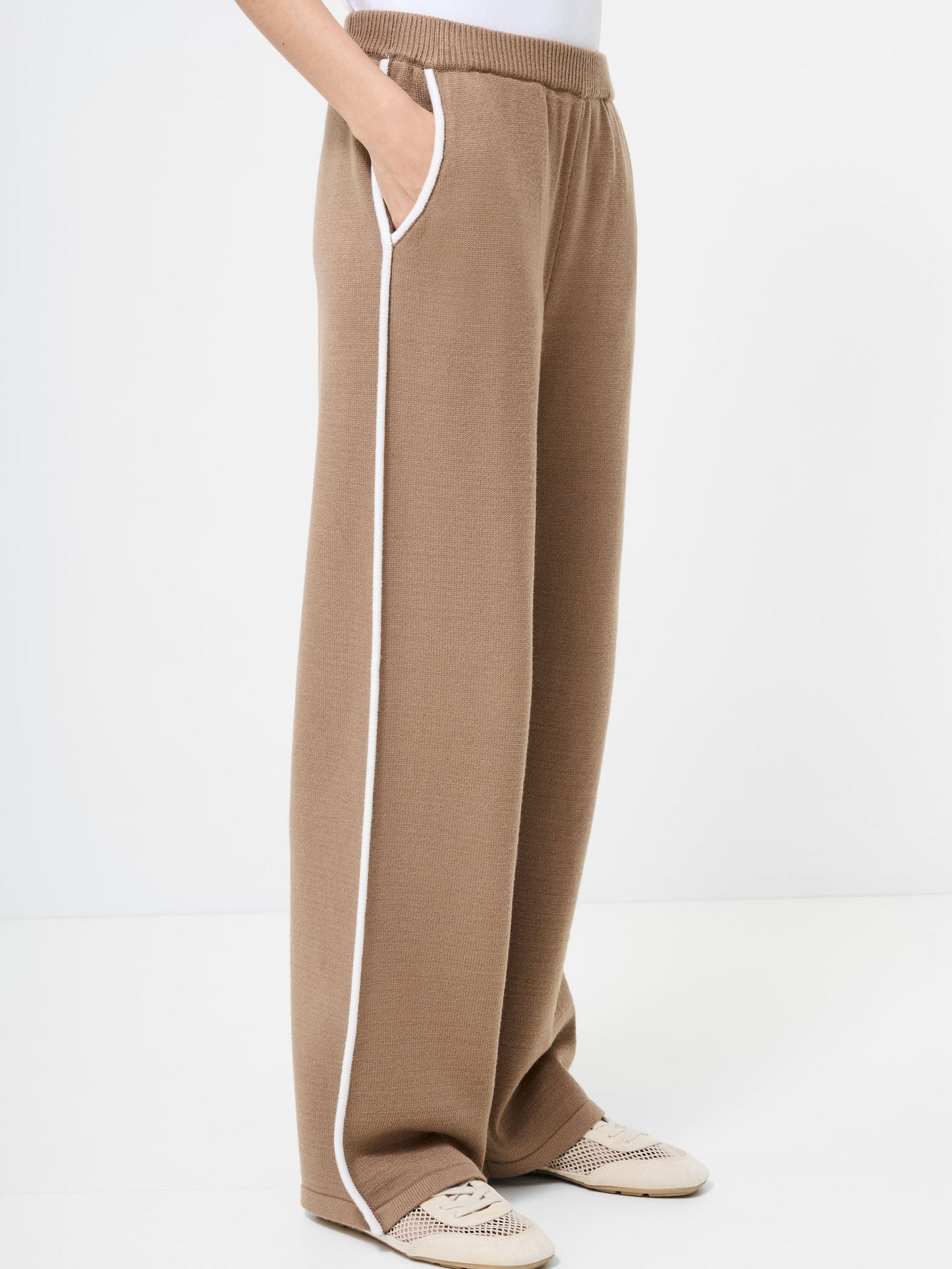 Jordan Wide Leg Trousers - Camel Porcelain