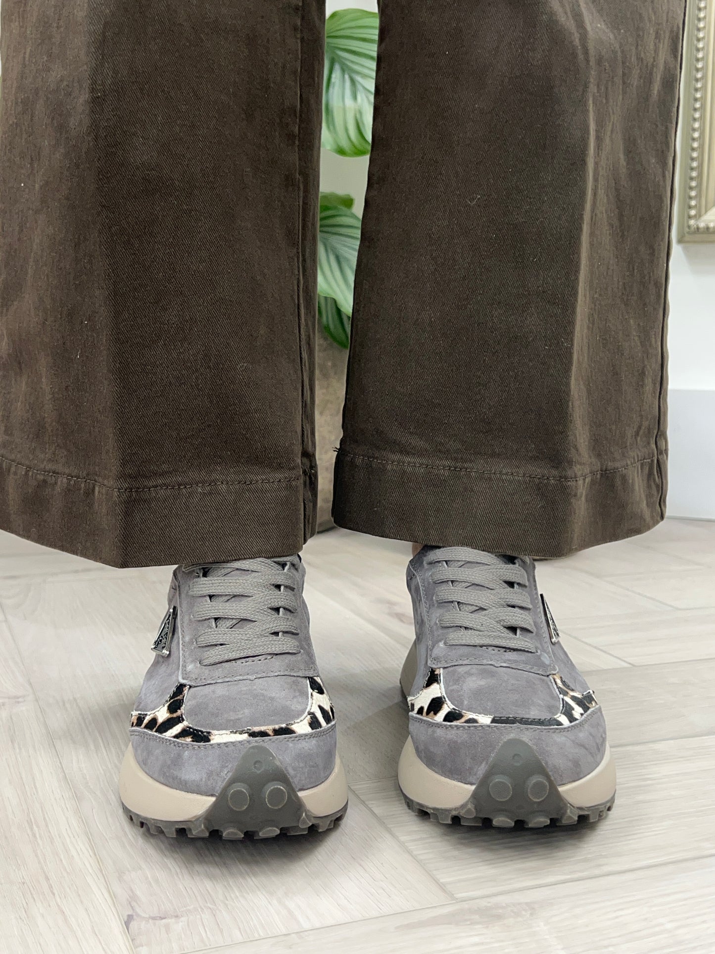 Kate Appleby ‘Berk’ Trainer - Pewter Leopard