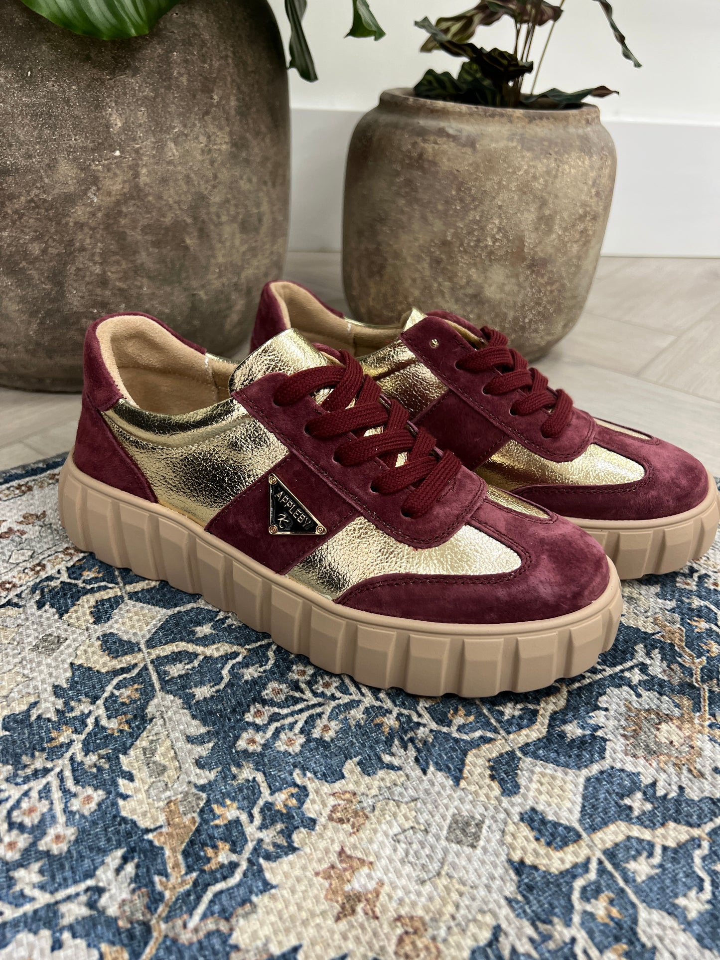 Kate Appleby ‘Severn’ Trainer - Damson