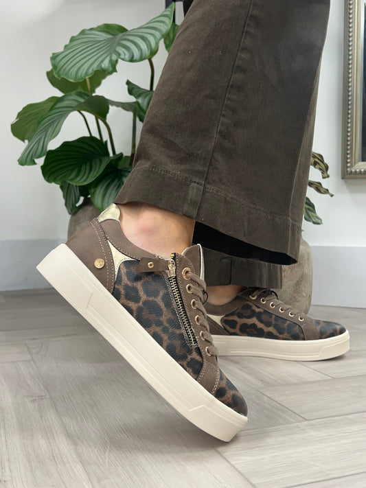 XTI 144161 Leopard Trainer - Taupe
