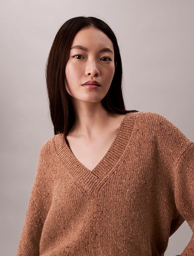 CK Chunky Relaxed V Neck Sweater - Wholegrain