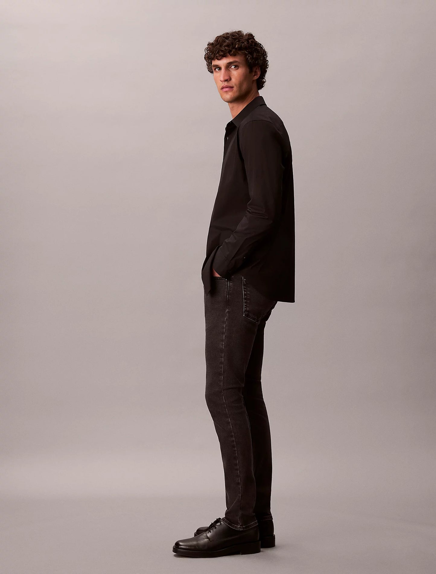 Skinny Jeans - CK Essential Black