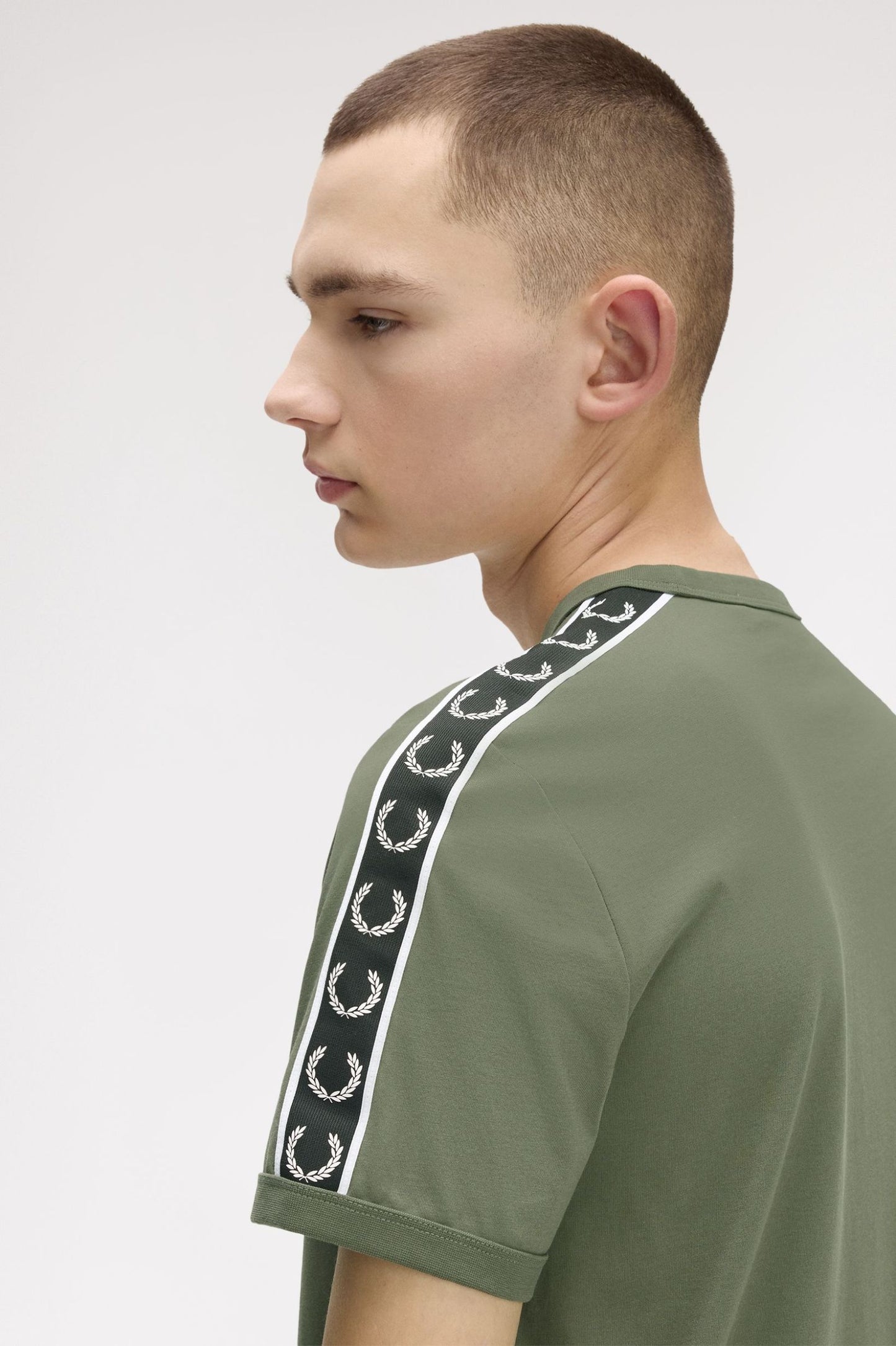 Contrast Tape Ringer T-Shirt - Z50