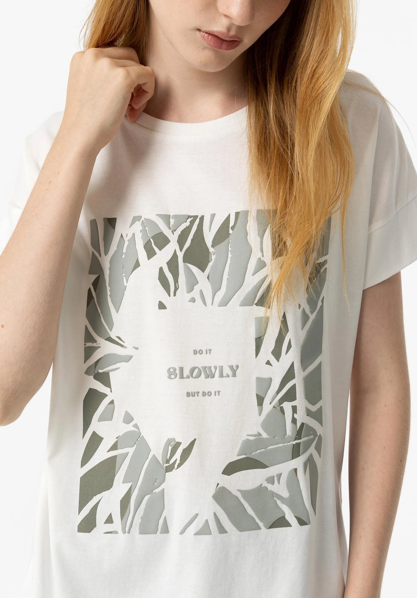 Tiffosi 'Slowly' Botanical Tee