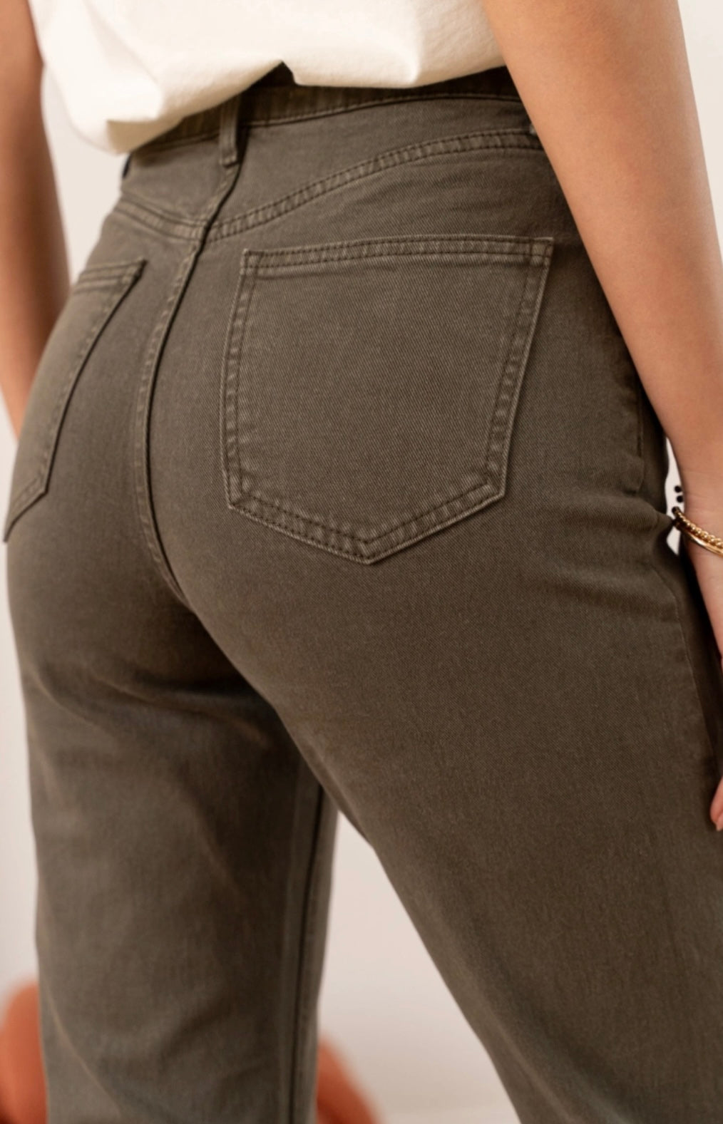 Solange Straight Leg Jean - Khaki