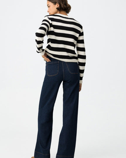 'Olivia' Pocket Jean - E0132