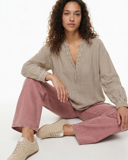 'Darcinda' V-Neck Blouse - Waterfall