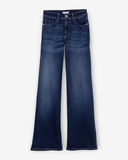 One Size Fits All Wide Leg Jean - Medium Denim