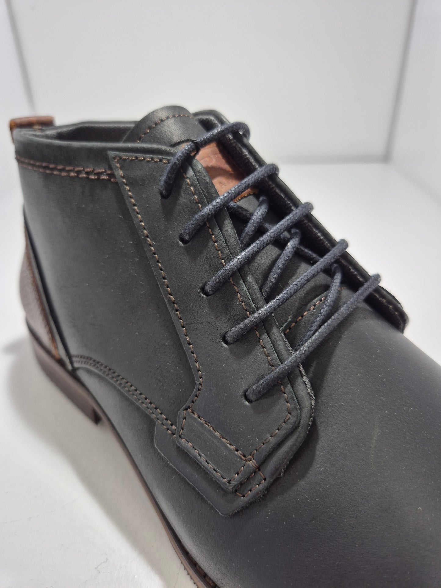 Escape Comanche Boot Schwarz