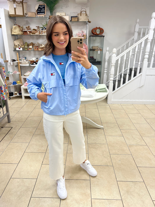 Tommy Jeans - Chicago Badge Windbreaker - Sweet Blue