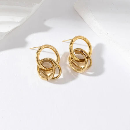 Cécile Pendant Earring