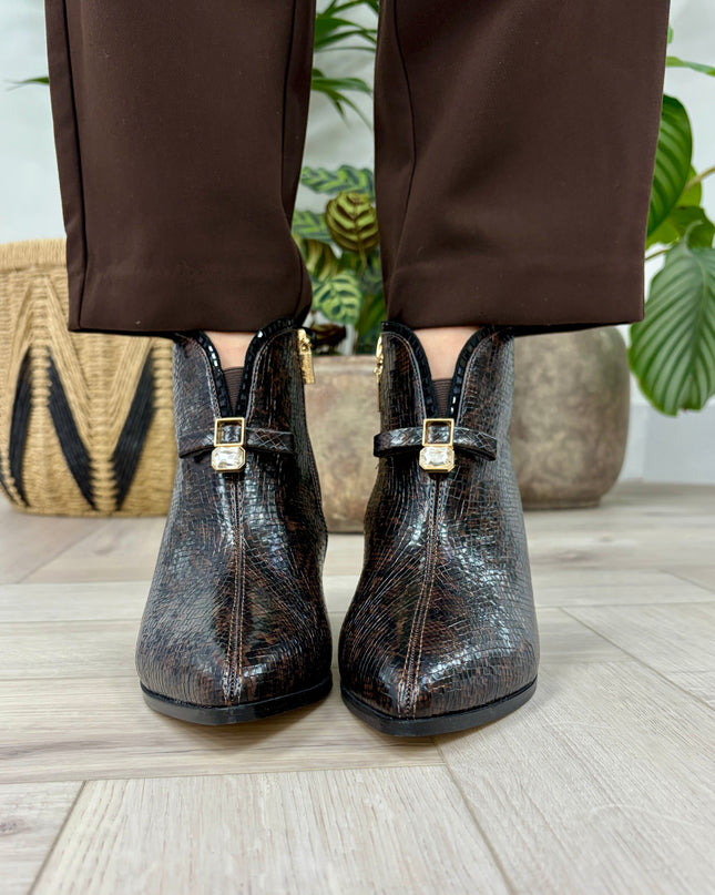 Alness Boots - Truffle Scale