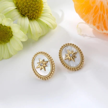 Daryana Golden Star Earring