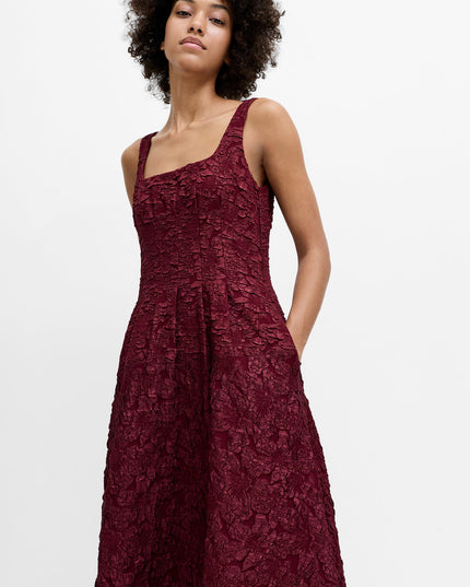 Milenda Burgundy Floral Jacquard Midi Dress