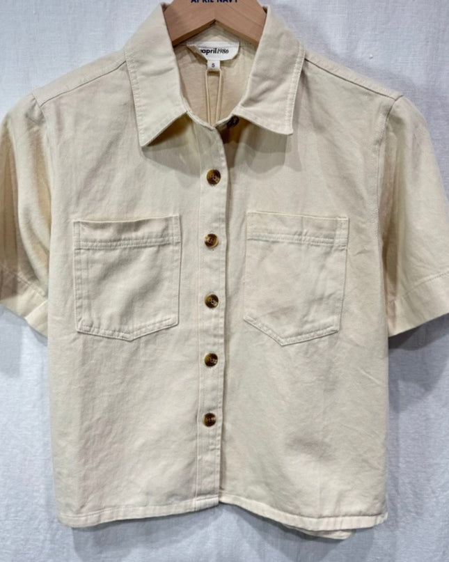 Jane Short Shirt with Patch Pockets - Beige