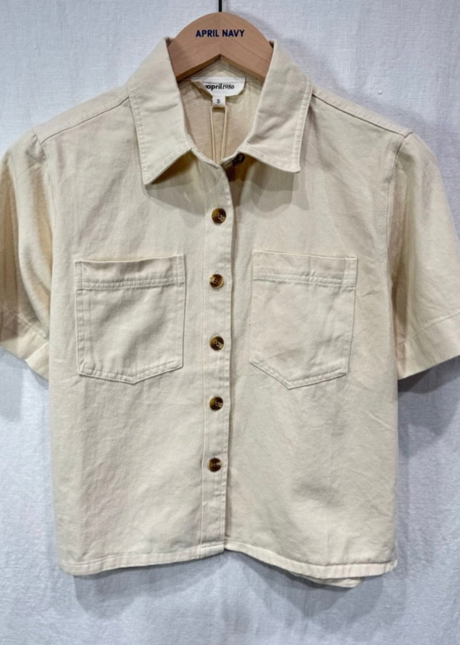 Jane Short Shirt with Patch Pockets - Beige