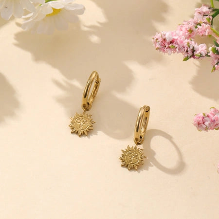 Bélinda Huggie Earring