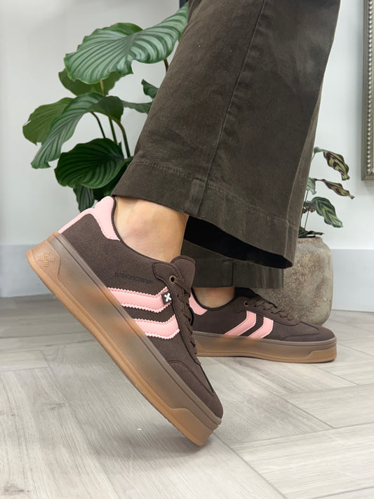 XTI 144586 Gum Sole Sneaker - Brown