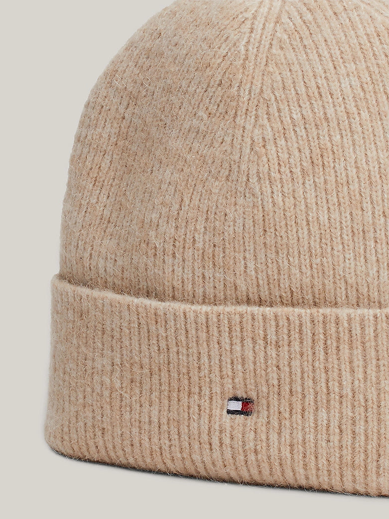 Tommy Hilfiger - Essential Flag Fuzzy Beanie - Beige