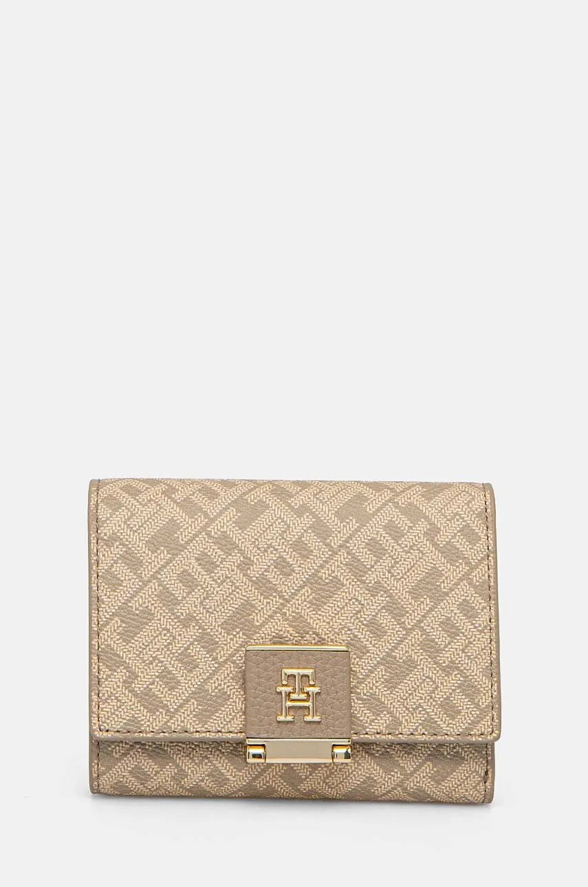 Tommy Hilfiger Heritage Medium Flap Monogram Wallet - Beige