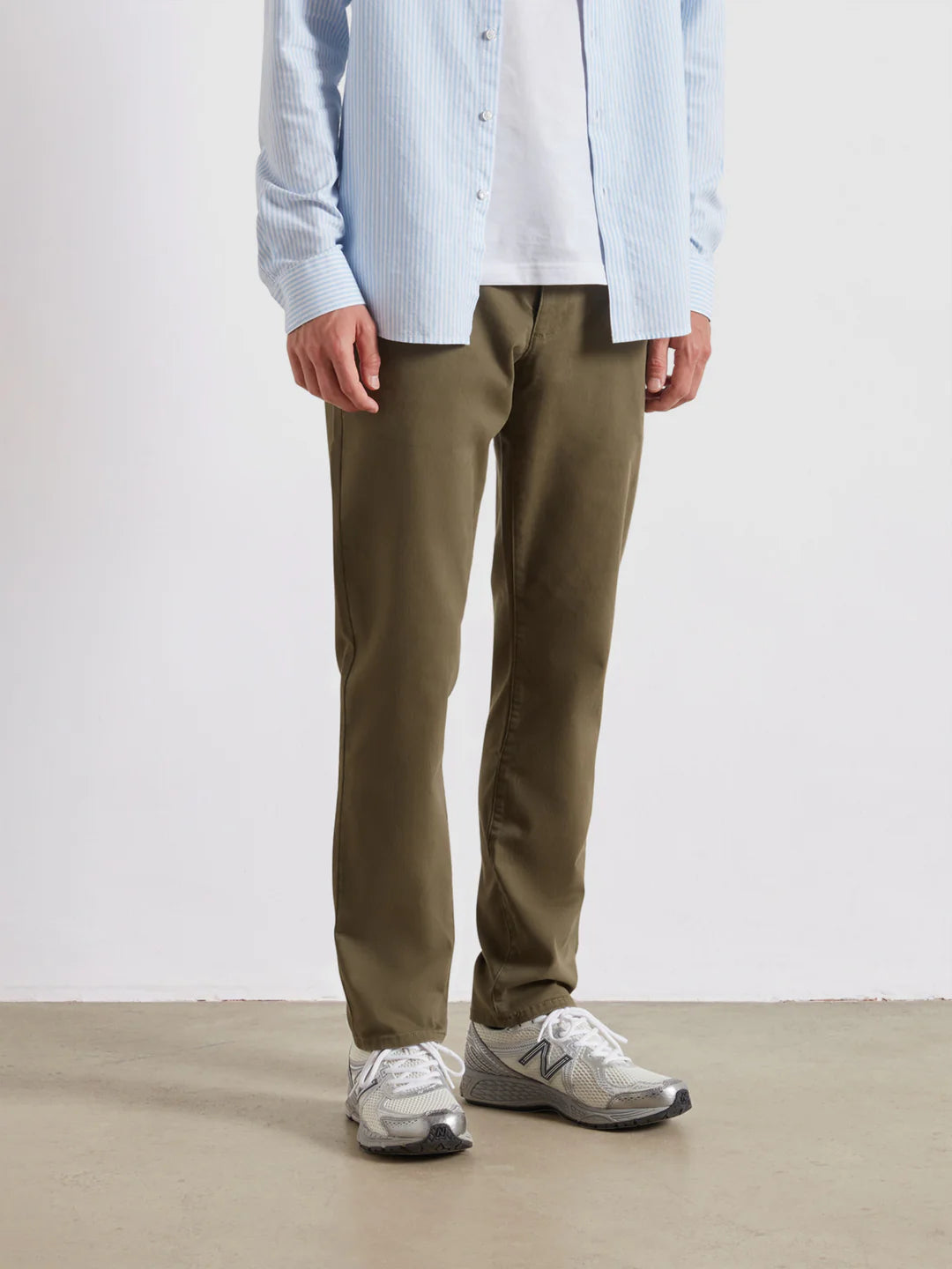Elm Slim Fit Chinos In Olive Green
