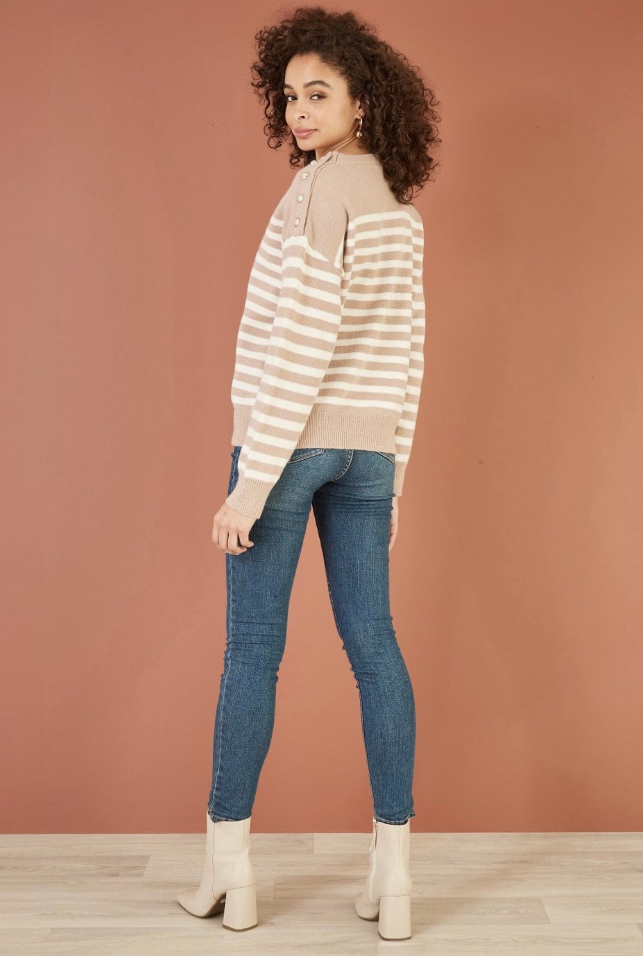 Yumi - Stripe Knitted Relaxed Jumper With Button Details - Beige