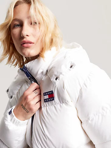 Tommy Jeans - Hooded Alaska Puffer Jacket - White