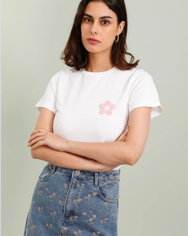 Lila Flower Embroidered Tee - White/Pink