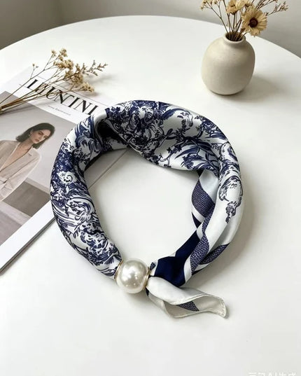 Magnetic Pearl Scarf - Blue Floral