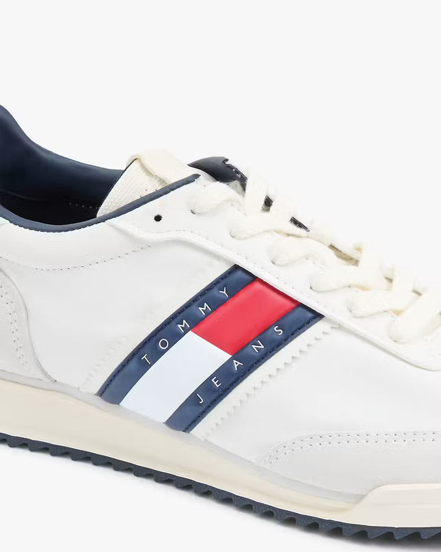 TJM Retro Cleated Runner - White