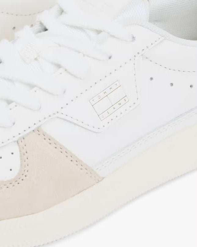 Greenwich Tonal Edge Leather Sneaker- Ecru/Newsprint
