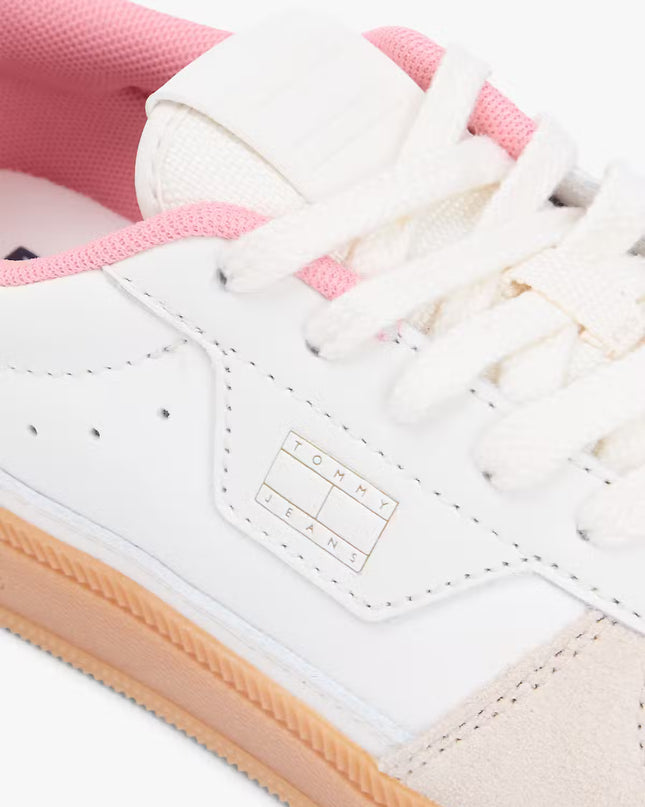 Greenwich Tonal Edge Leather Sneaker- Ivory/Enchanted Pink