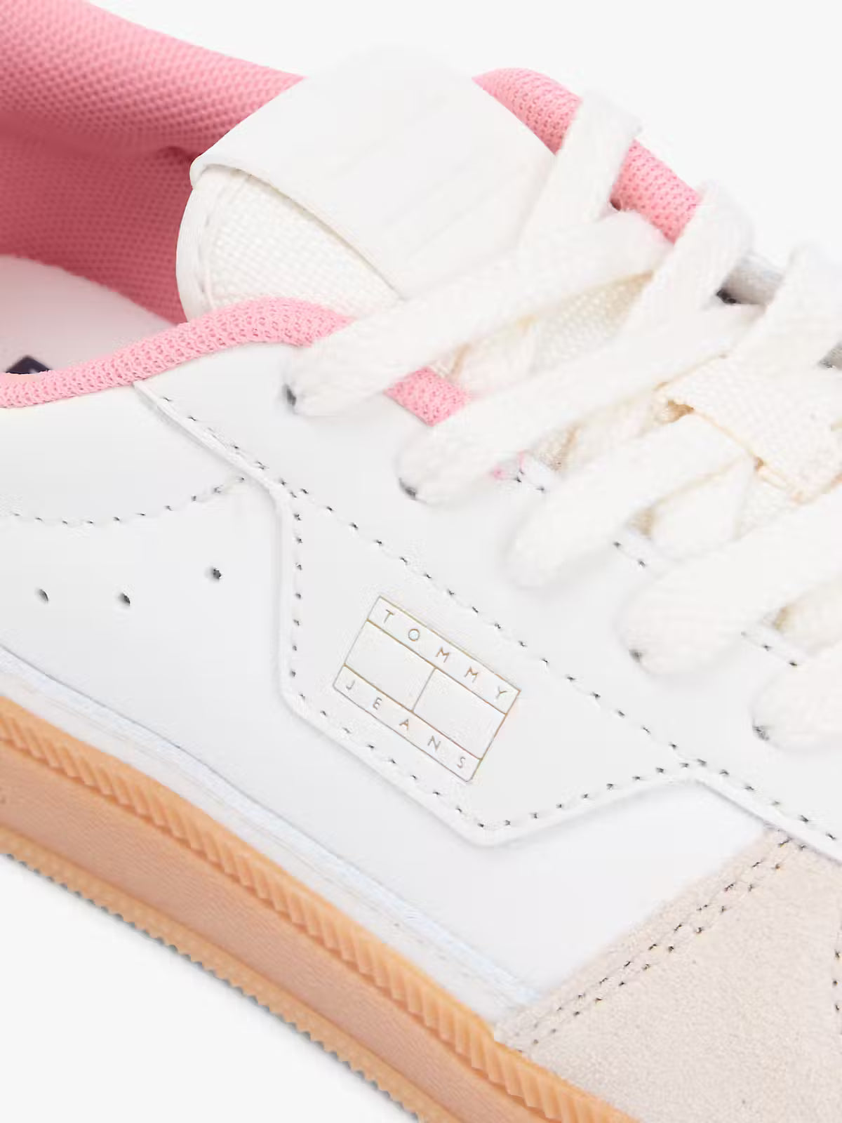 Greenwich Tonal Edge Leather Sneaker- Ivory/Enchanted Pink