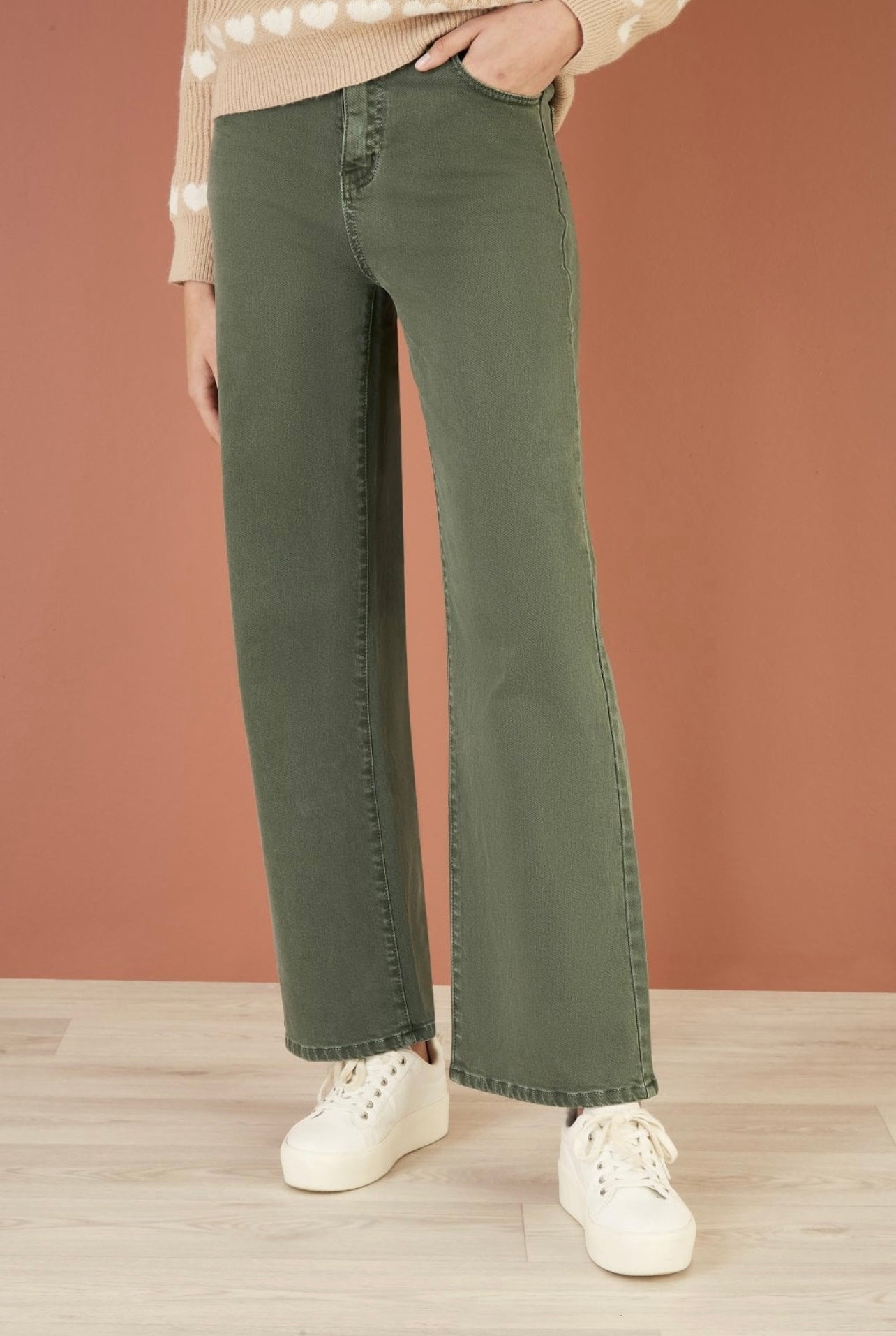 Yumi - Stretch Canvas Wide Leg Jean - Olive