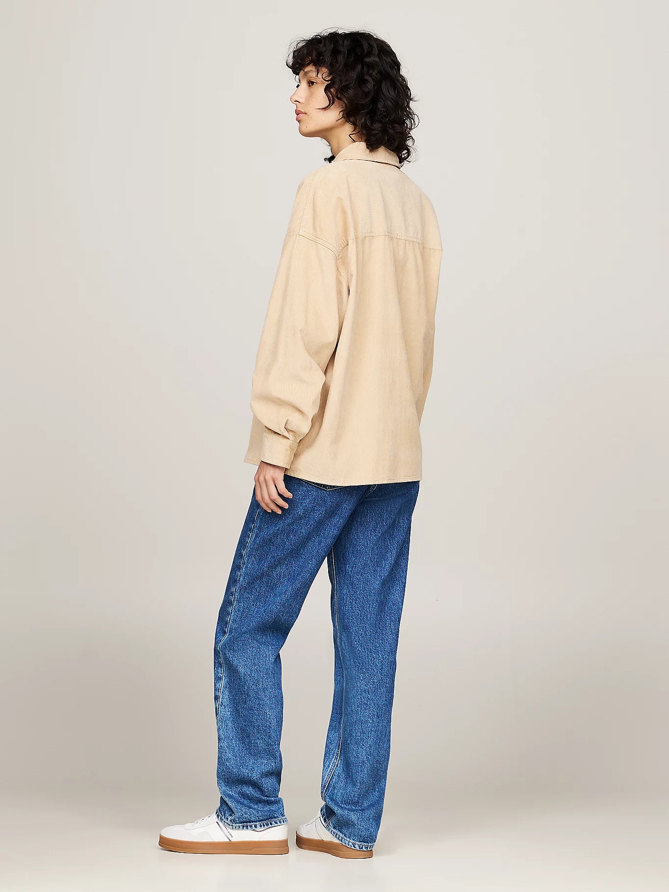 Tommy Jeans - Fine Corduroy Relaxed Overshirt - Gentle Gold