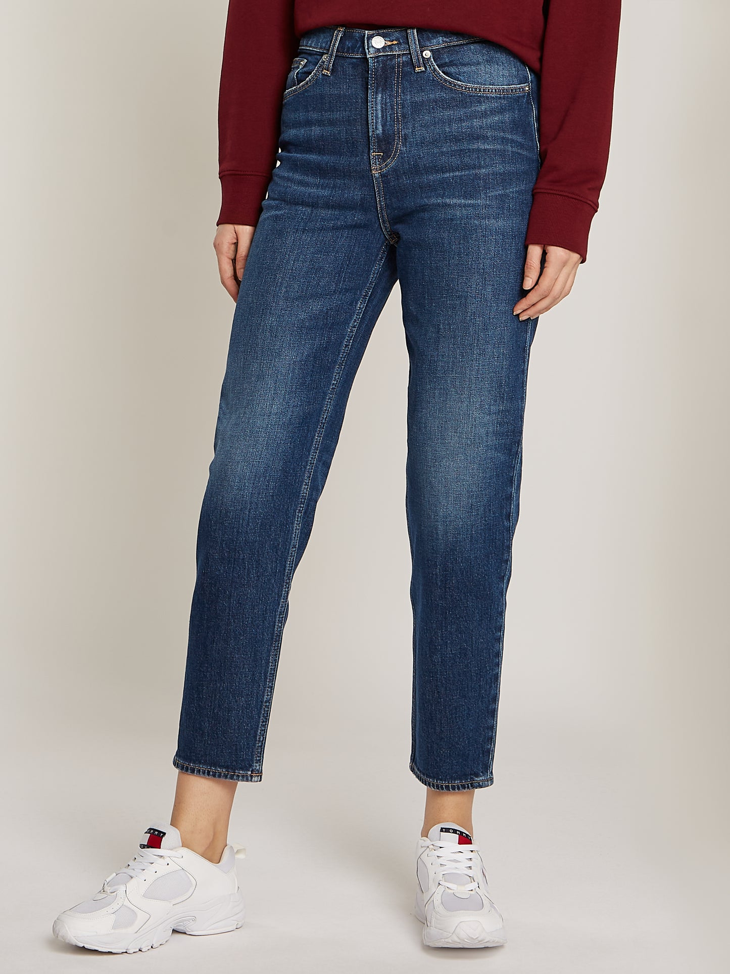 Tommy Jeans - Izzie High Rise Slim Straight Jeans - Denim Dark