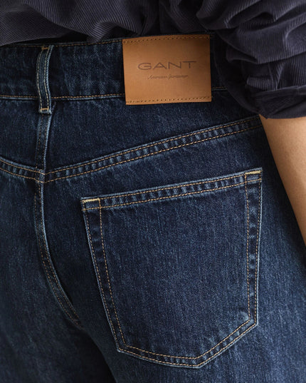 Relaxed Buttoned Jeans