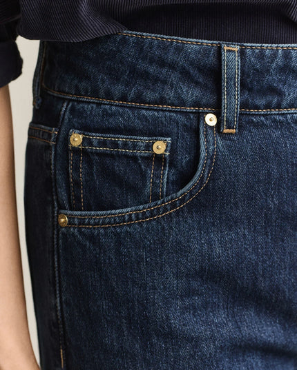 Relaxed Buttoned Jeans